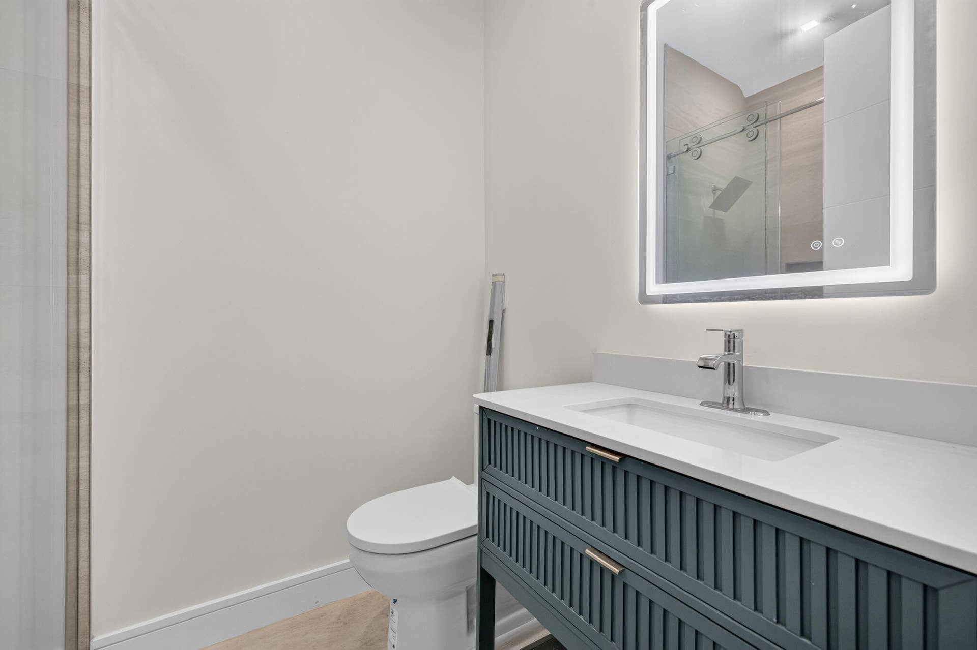 704 SW 9th Street, Fort Lauderdale, FL 33315 41-web-or-mls-699A6274