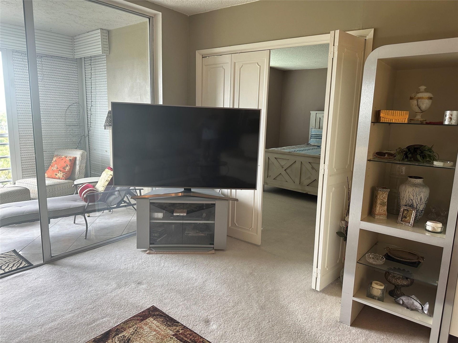605 Oaks Drive, #1009, Pompano Beach, FL 33069 Photo 7