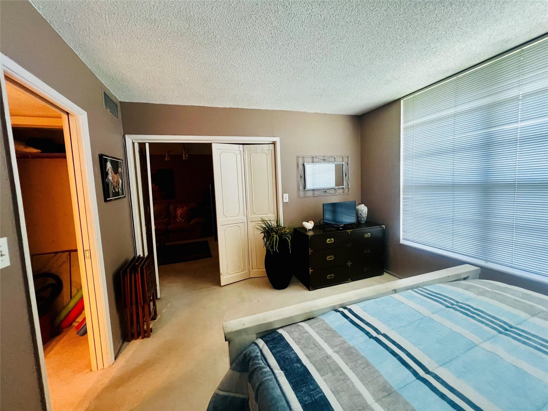 605 Oaks Drive, #1009, Pompano Beach, FL 33069 Photo 3