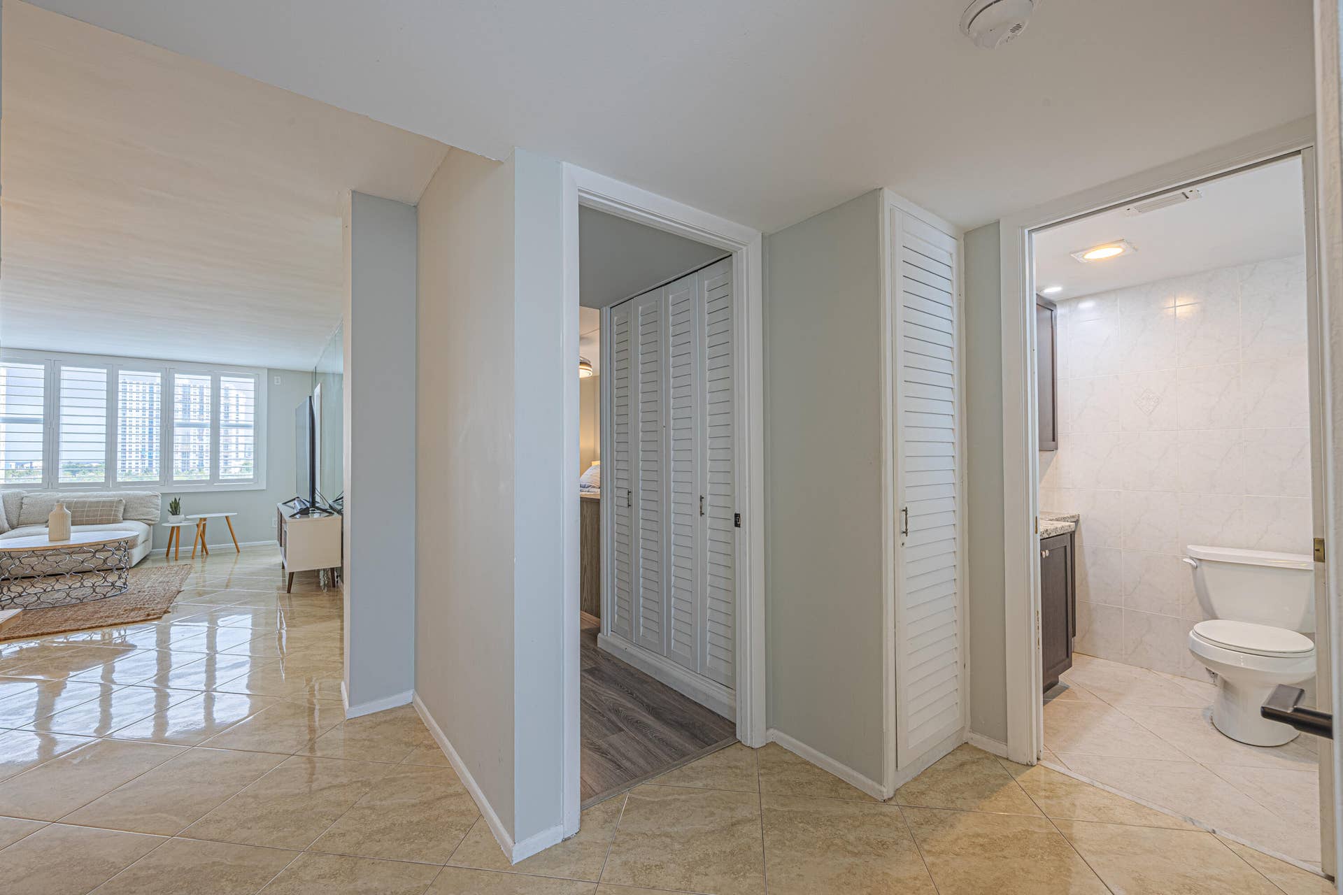201 N Ocean Boulevard, #702, Pompano Beach, Pompano Beach, FL 33062 153A0028-HDR