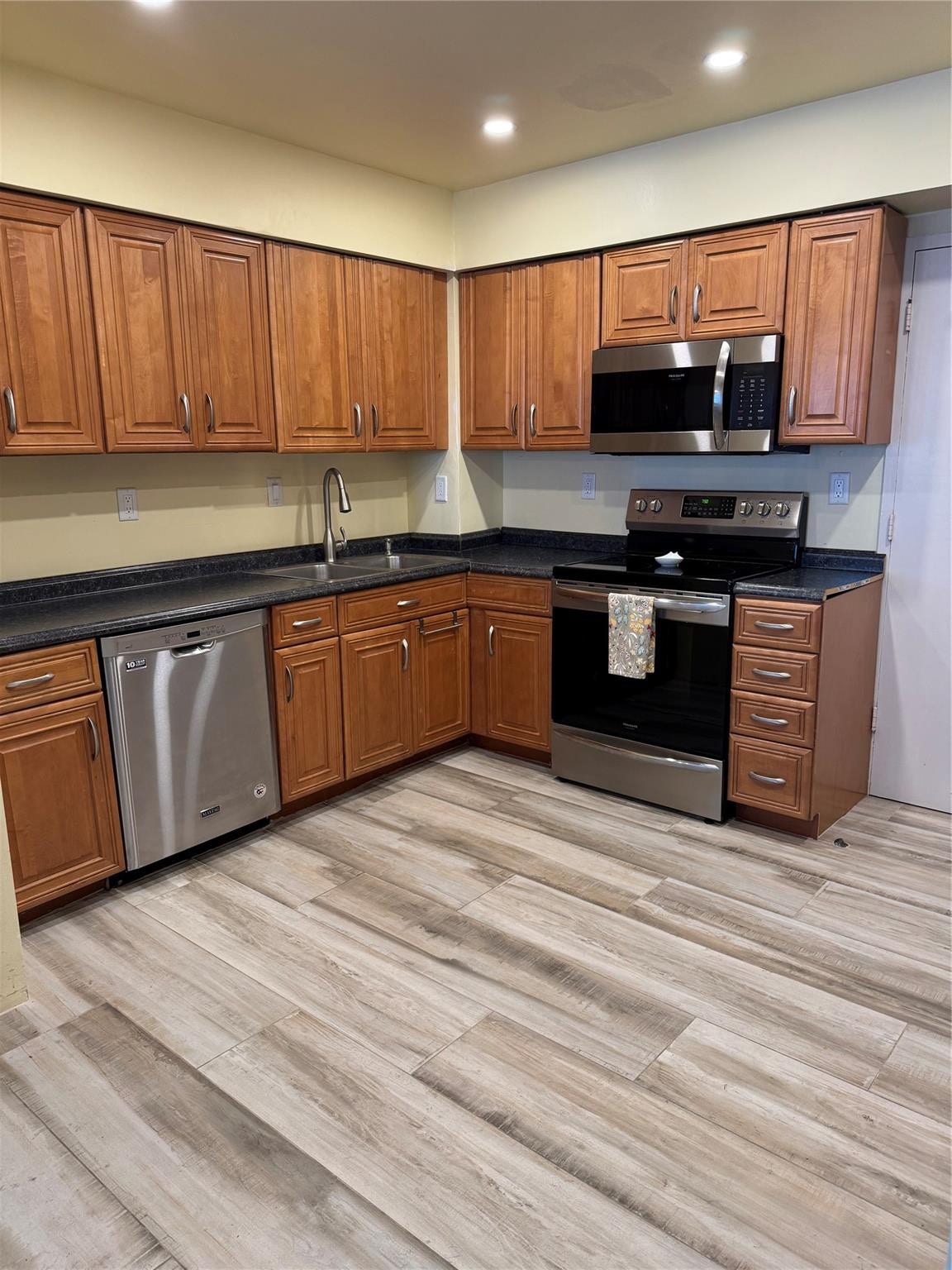 3550 GALT OCEAN Drive, #1803, Fort Lauderdale, Fort Lauderdale, FL 33308 Photo 12