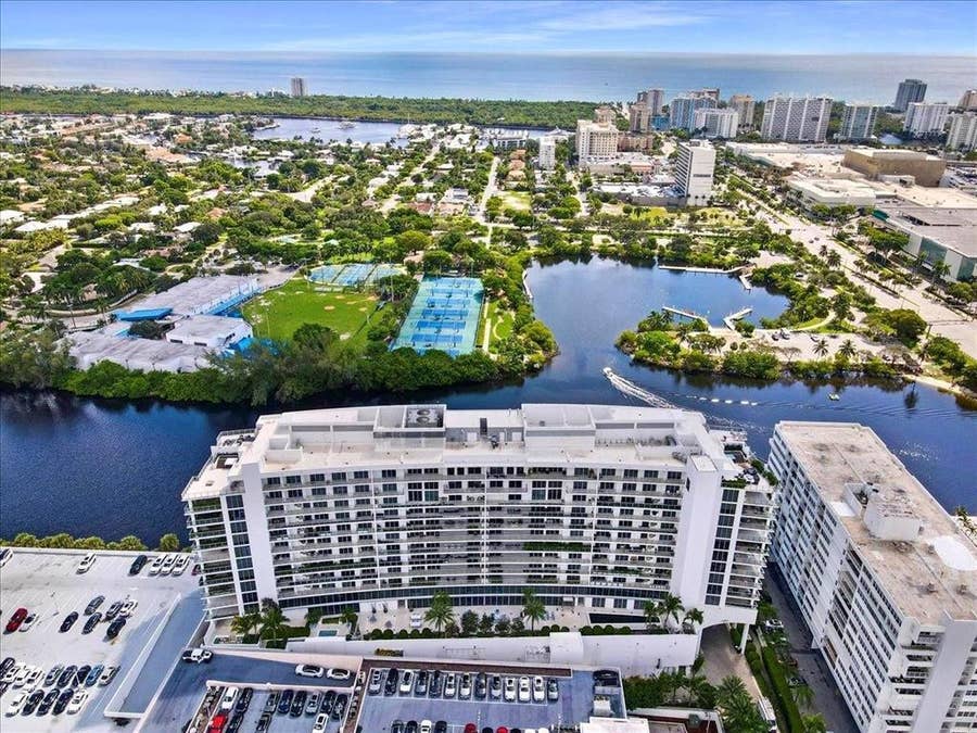 Property photo for 1180 N FEDERAL Highway, #809, Fort Lauderdale, FL