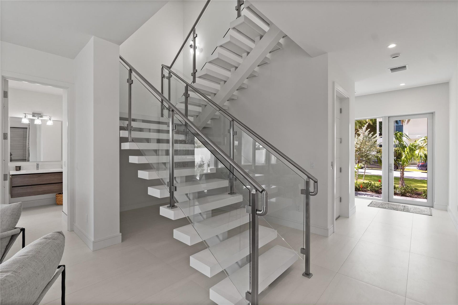 221 Shore Court, #Unit 221, Lauderdale By The Sea, FL 33308 Photo 22