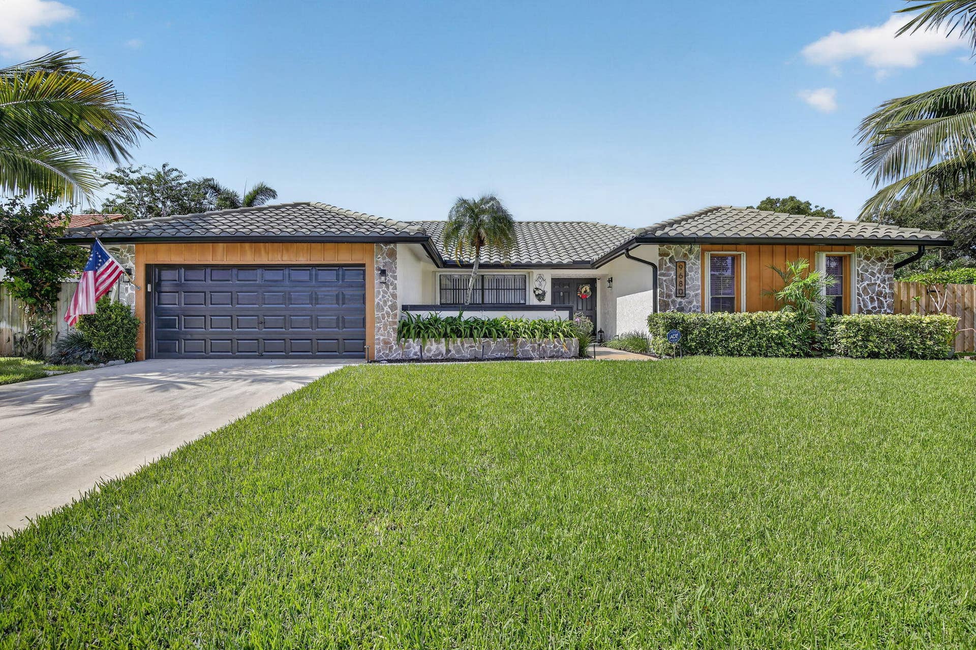 9680 NW 10th Court, Plantation, FL 33322 Front
