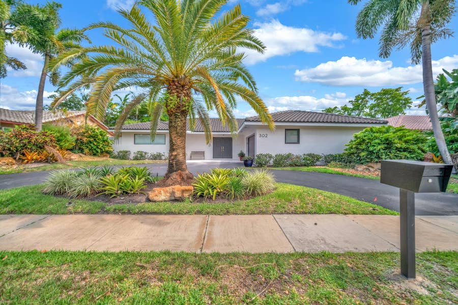 Property photo for 3020 N 34TH Street, Hollywood, FL