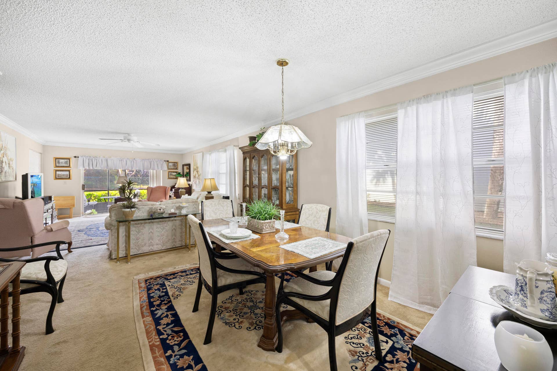 living /dining