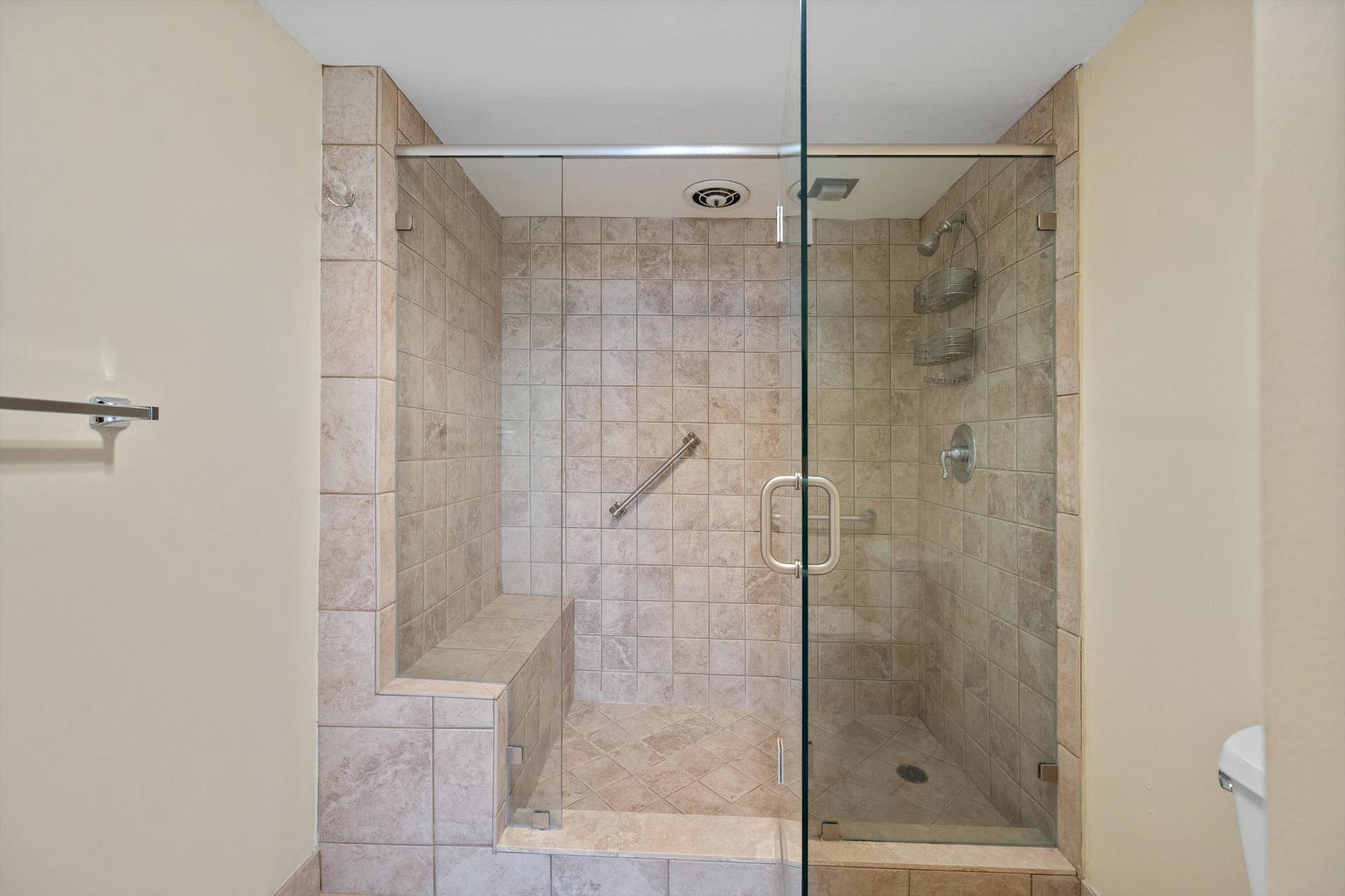2773 S Ocean Boulevard, #416, Palm Beach, FL 33480 Primary Bathroom