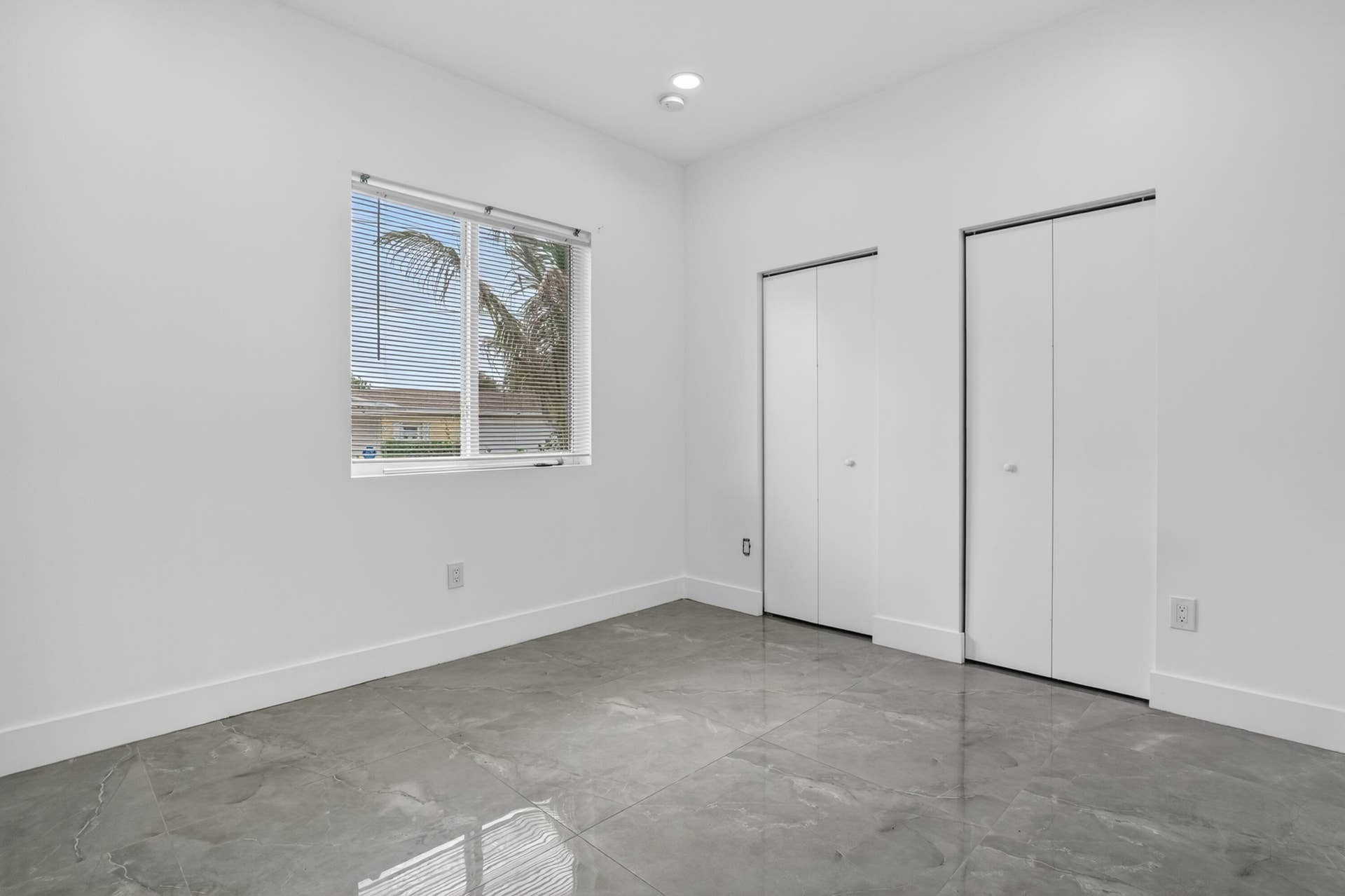 655 NW 24TH Avenue, Fort Lauderdale, FL 33311 655_property-40