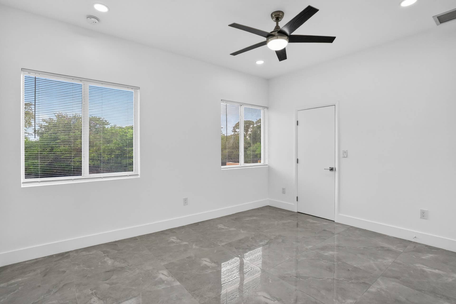 655 NW 24TH Avenue, Fort Lauderdale, FL 33311 655_property-38