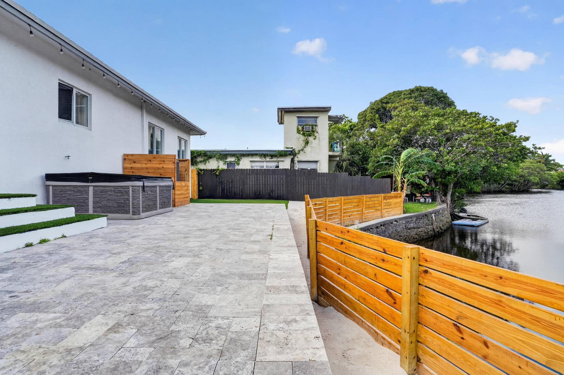 655 NW 24TH Avenue, Fort Lauderdale, FL 33311 655_property-48