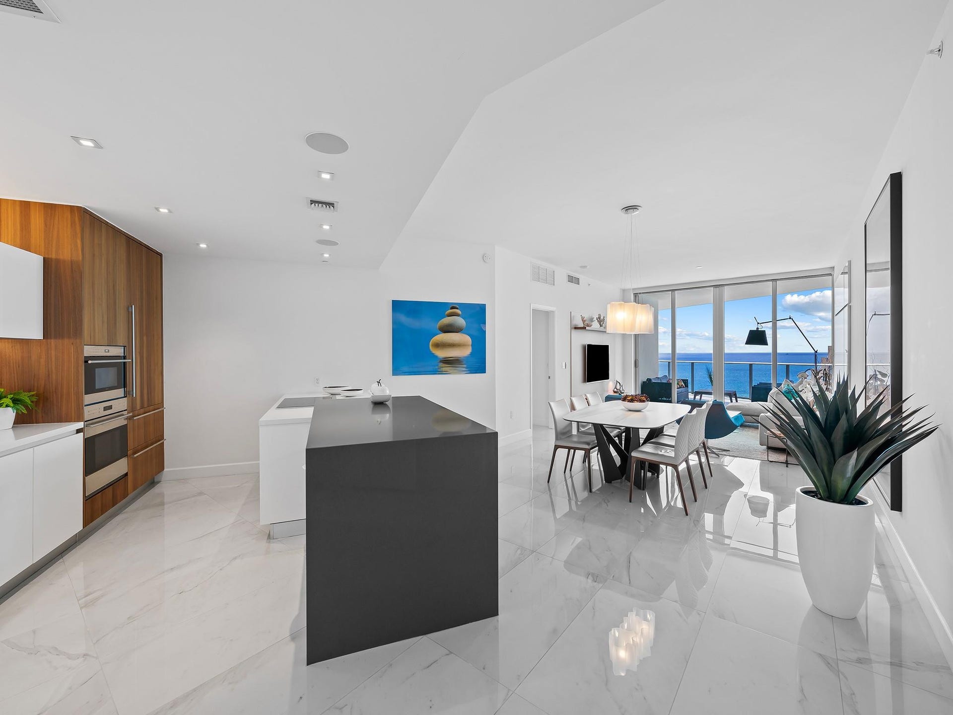 701 N FORT LAUDERDALE BEACH Boulevard, #1003, Fort Lauderdale, Fort Lauderdale, FL 33304 Photo 2