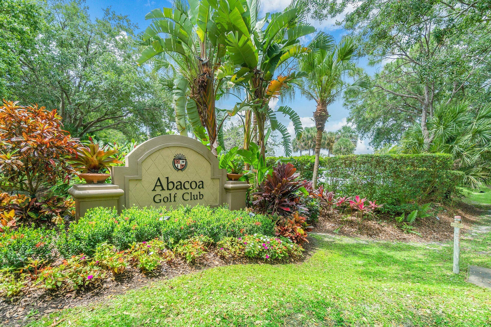 1852 Jeaga Drive, Jupiter, FL 33458 Abacoa Golf Club