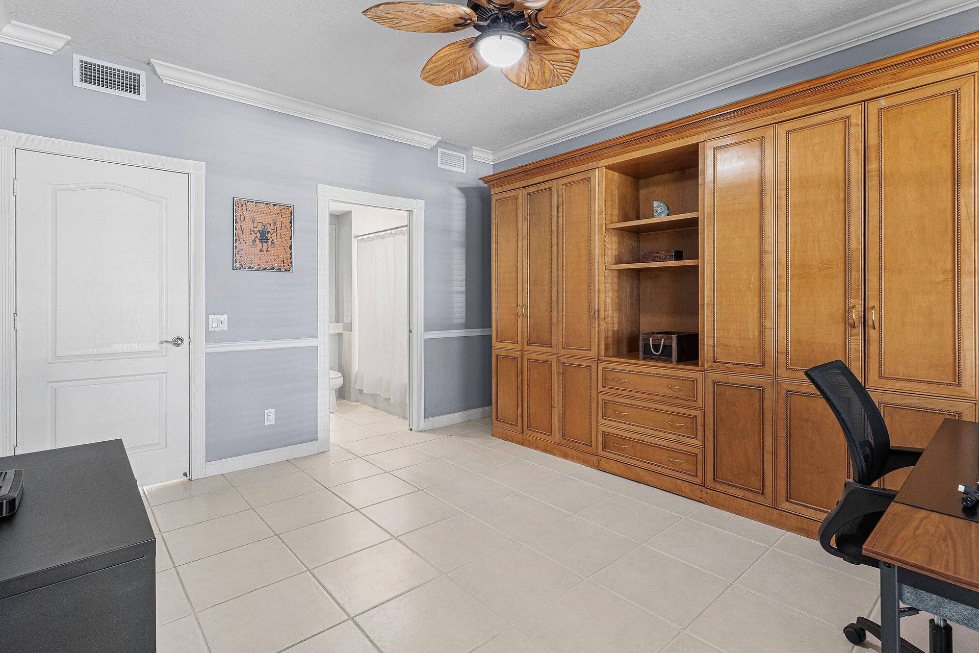1852 Jeaga Drive, Jupiter, FL 33458 Main Level Guest Bedroom