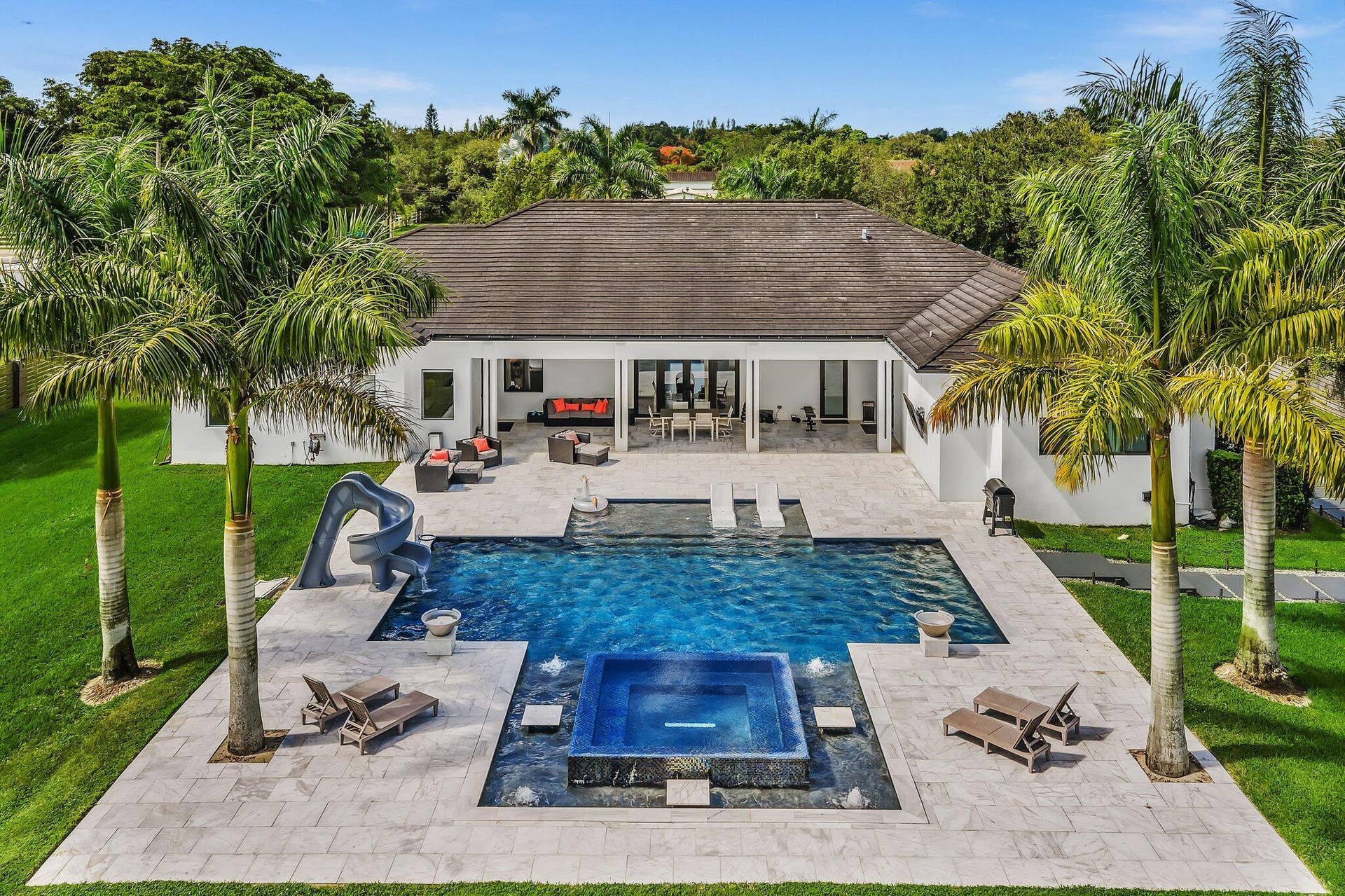 Grand Backyard with pool