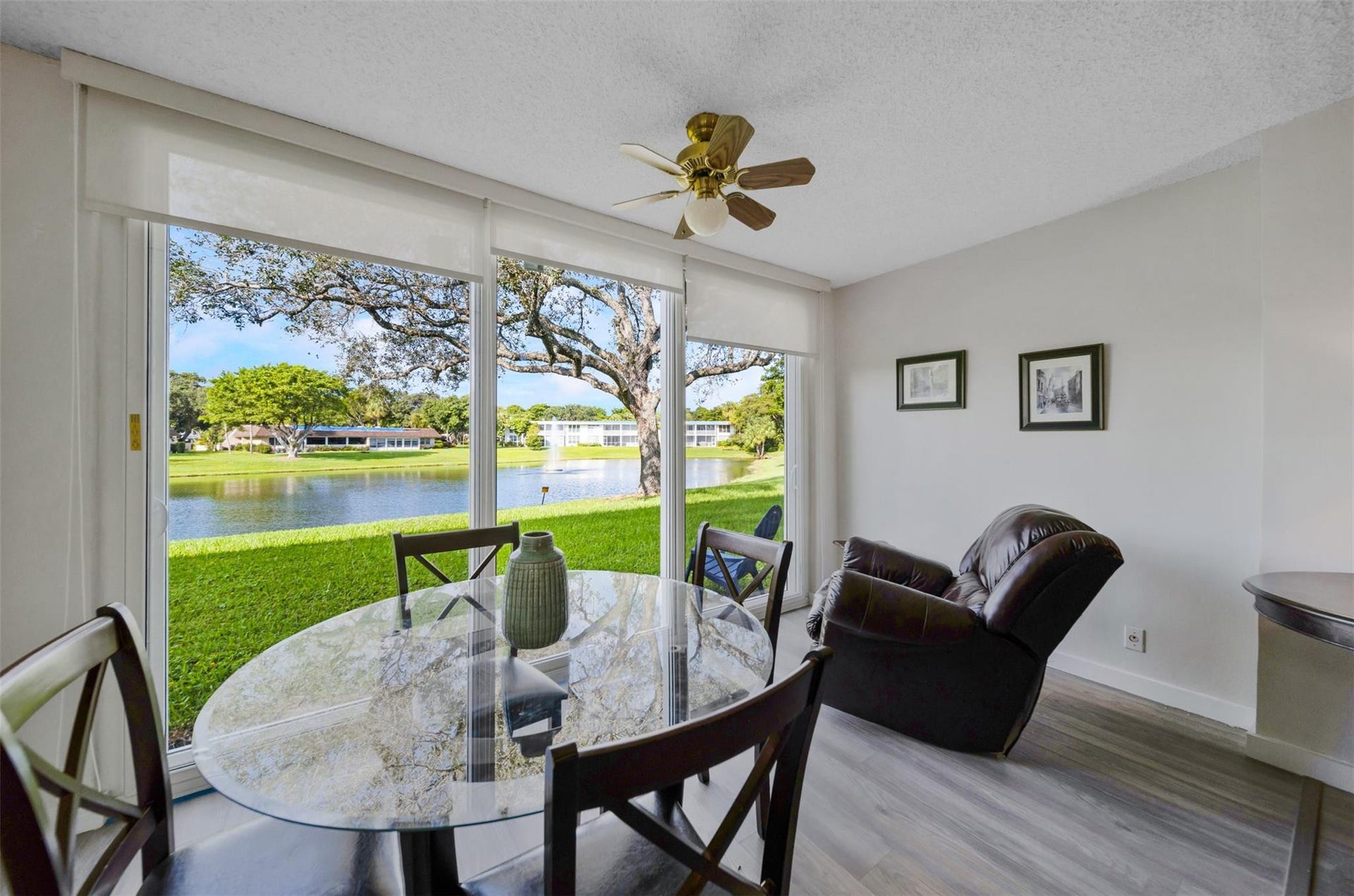 3611 OAKS CLUBHOUSE Drive, #104, Pompano Beach, FL 33069 Photo 12