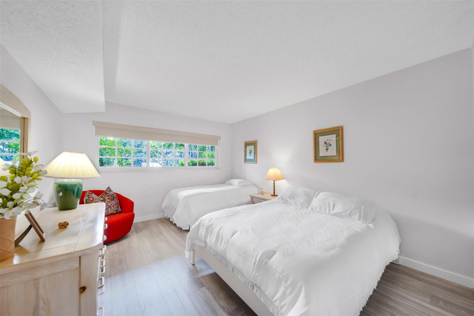 3611 OAKS CLUBHOUSE Drive, #104, Pompano Beach, FL 33069 Photo 22