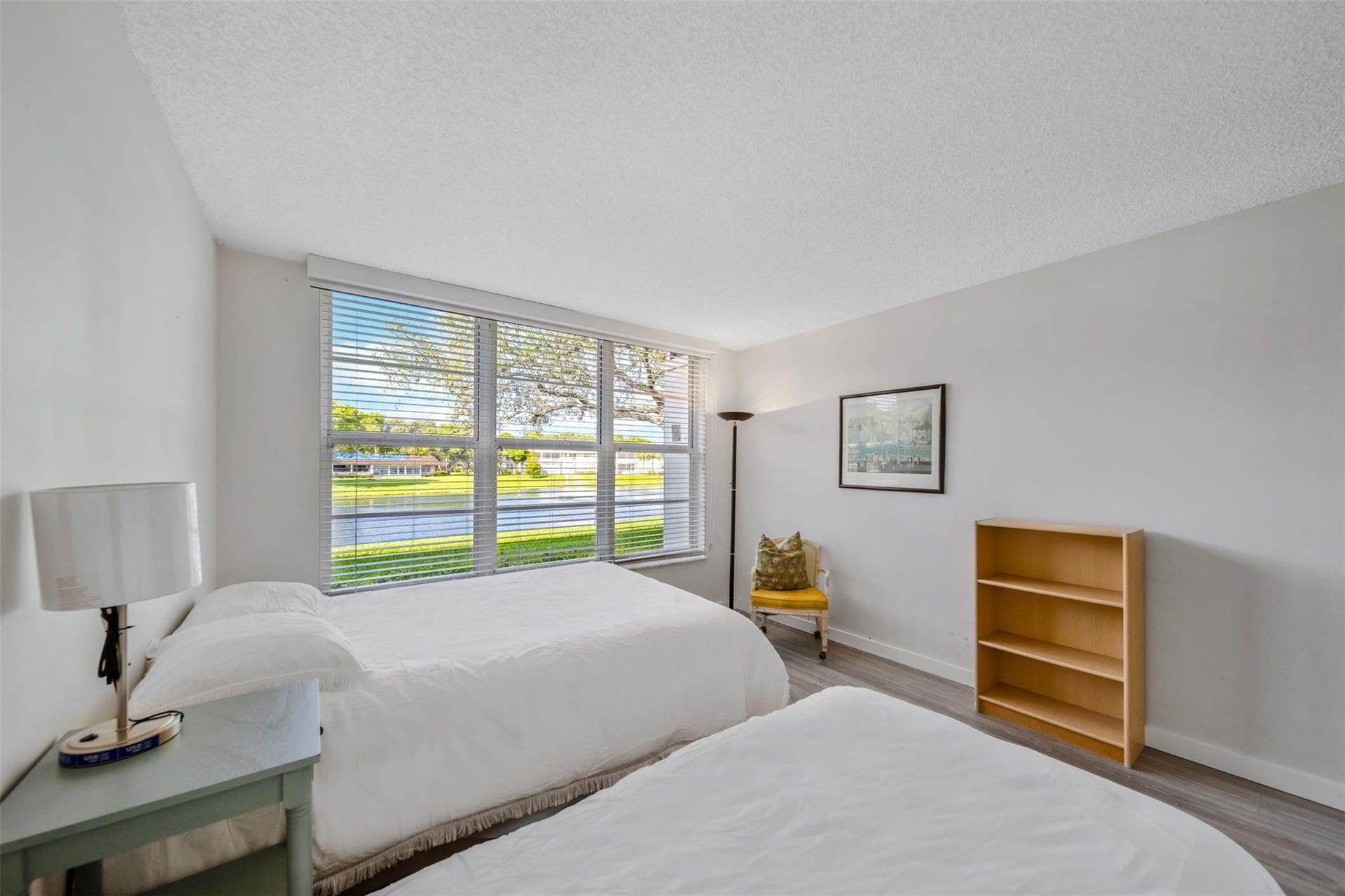 3611 OAKS CLUBHOUSE Drive, #104, Pompano Beach, FL 33069 Photo 19