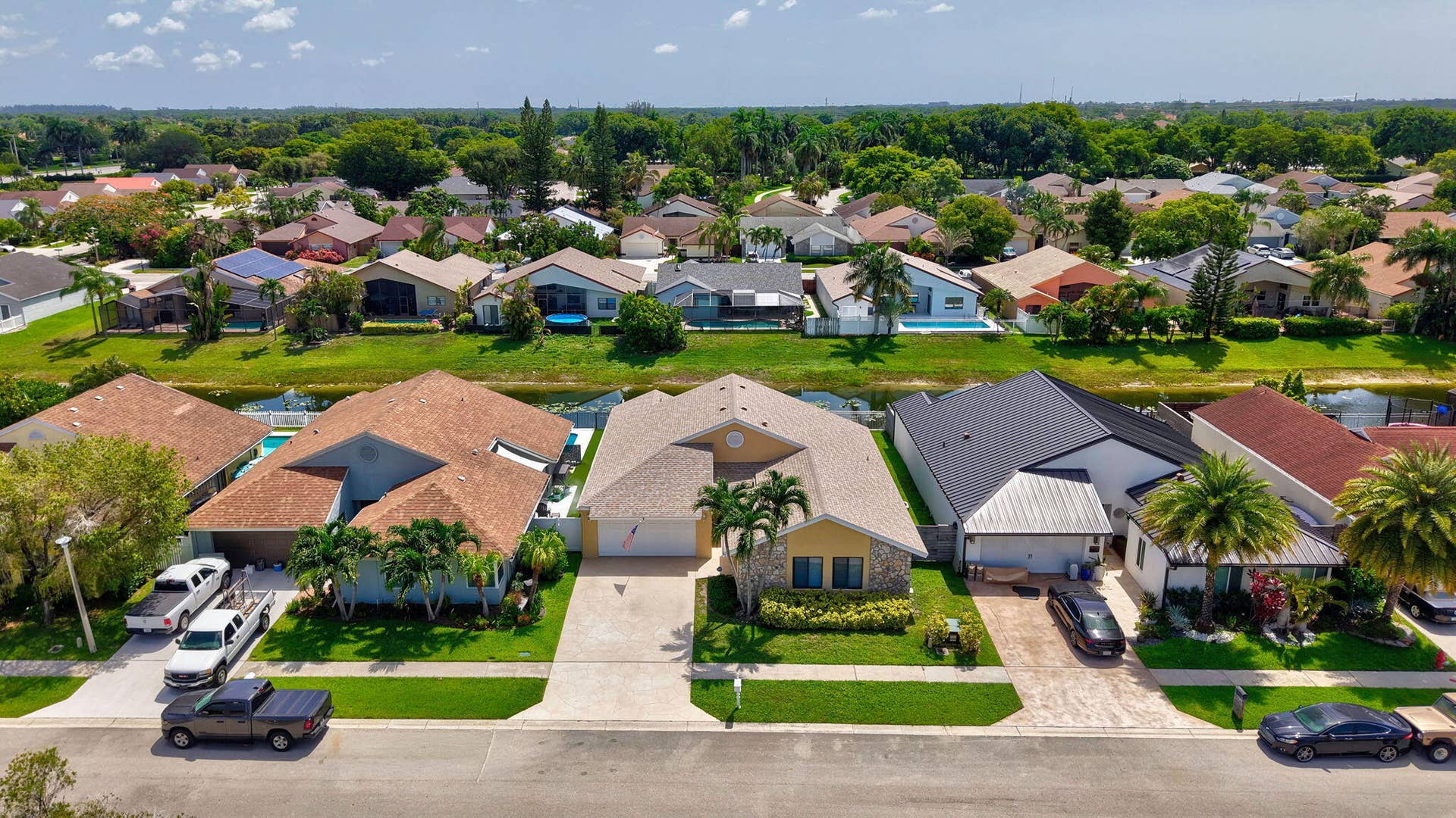 20986 Rustlewood Avenue, Boca Raton, FL 33428 46-web-or-mls-DJI_20260714112640_0016_D_