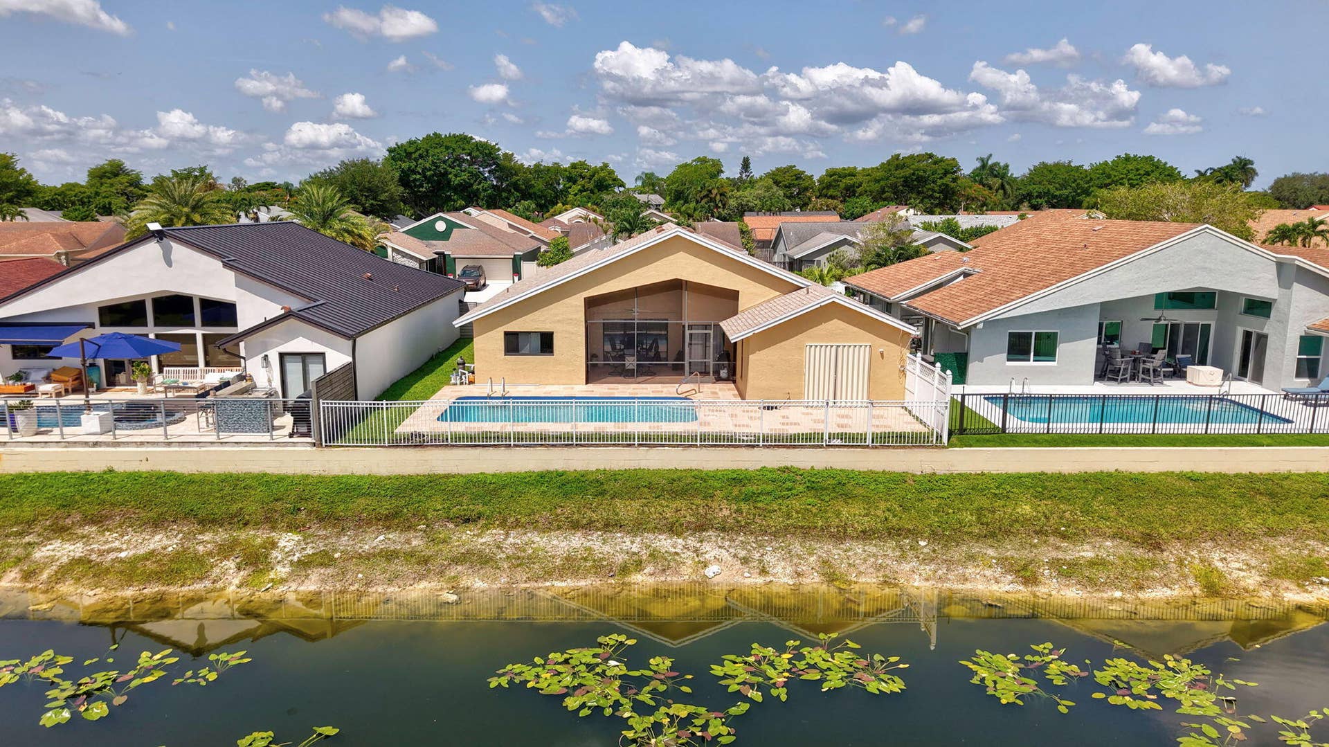 20986 Rustlewood Avenue, Boca Raton, FL 33428 54-web-or-mls-DJI_20260714112828_0061_D_