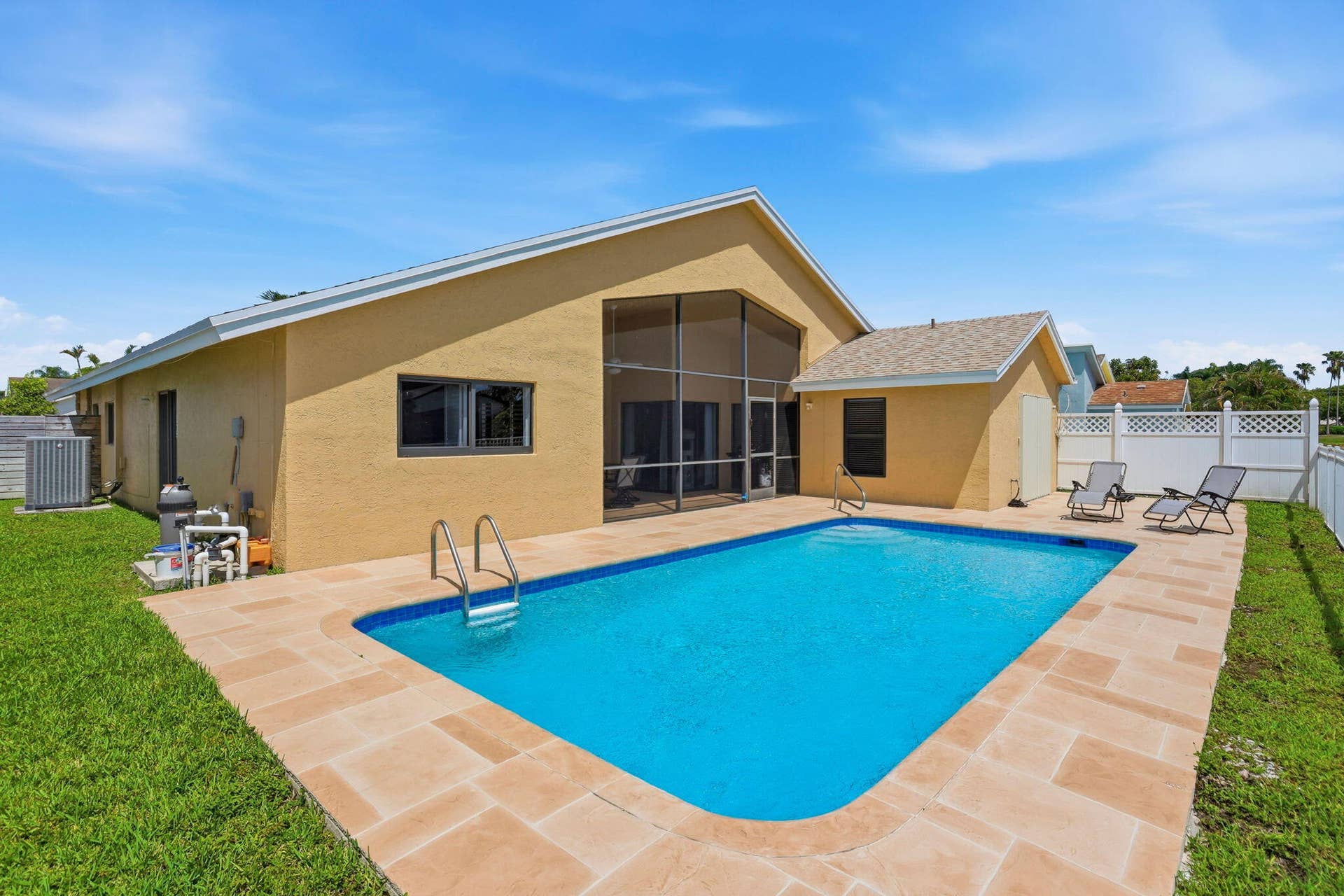 20986 Rustlewood Avenue, Boca Raton, FL 33428 41-web-or-mls-035_0E2A4506