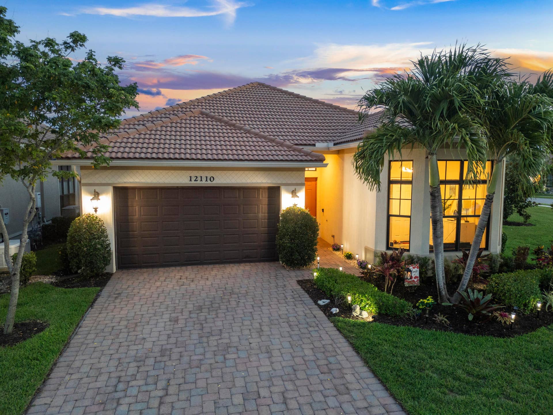 12110 KALMAR Circle N, Parkland, FL 33076 12110_Kalmar_Cir_N_Twilight_011