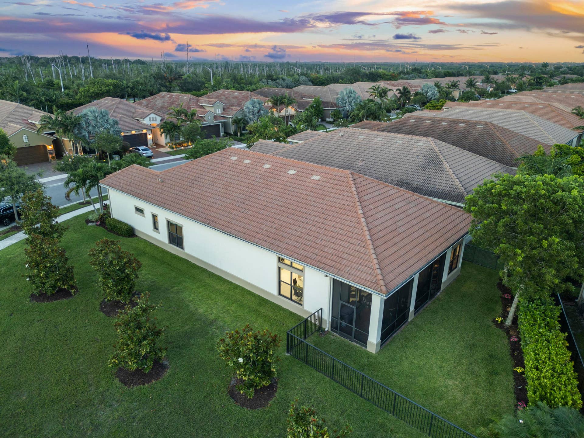 12110 KALMAR Circle N, Parkland, FL 33076 12110_Kalmar_Cir_N_Twilight_008