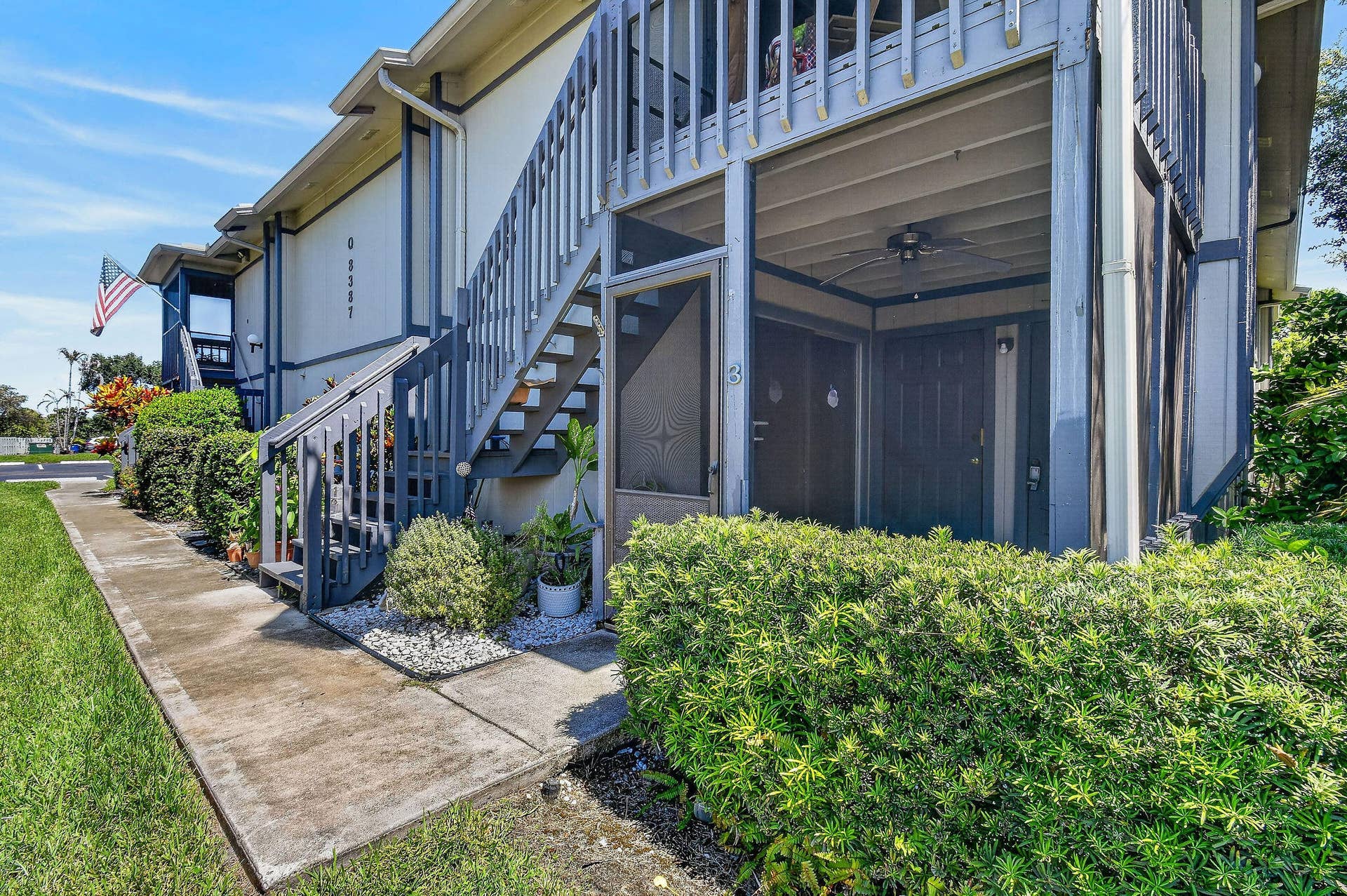 8387 SE Croft Circle, #Q3, Hobe Sound, FL 33455 Entry