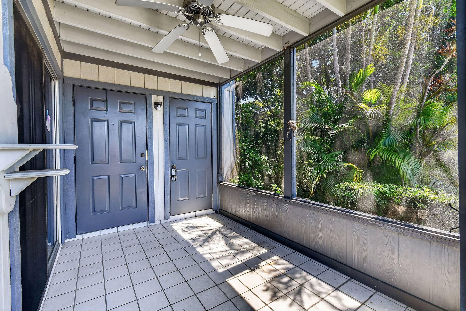 8387 SE Croft Circle, #Q3, Hobe Sound, FL 33455 Screened Porch with nature views