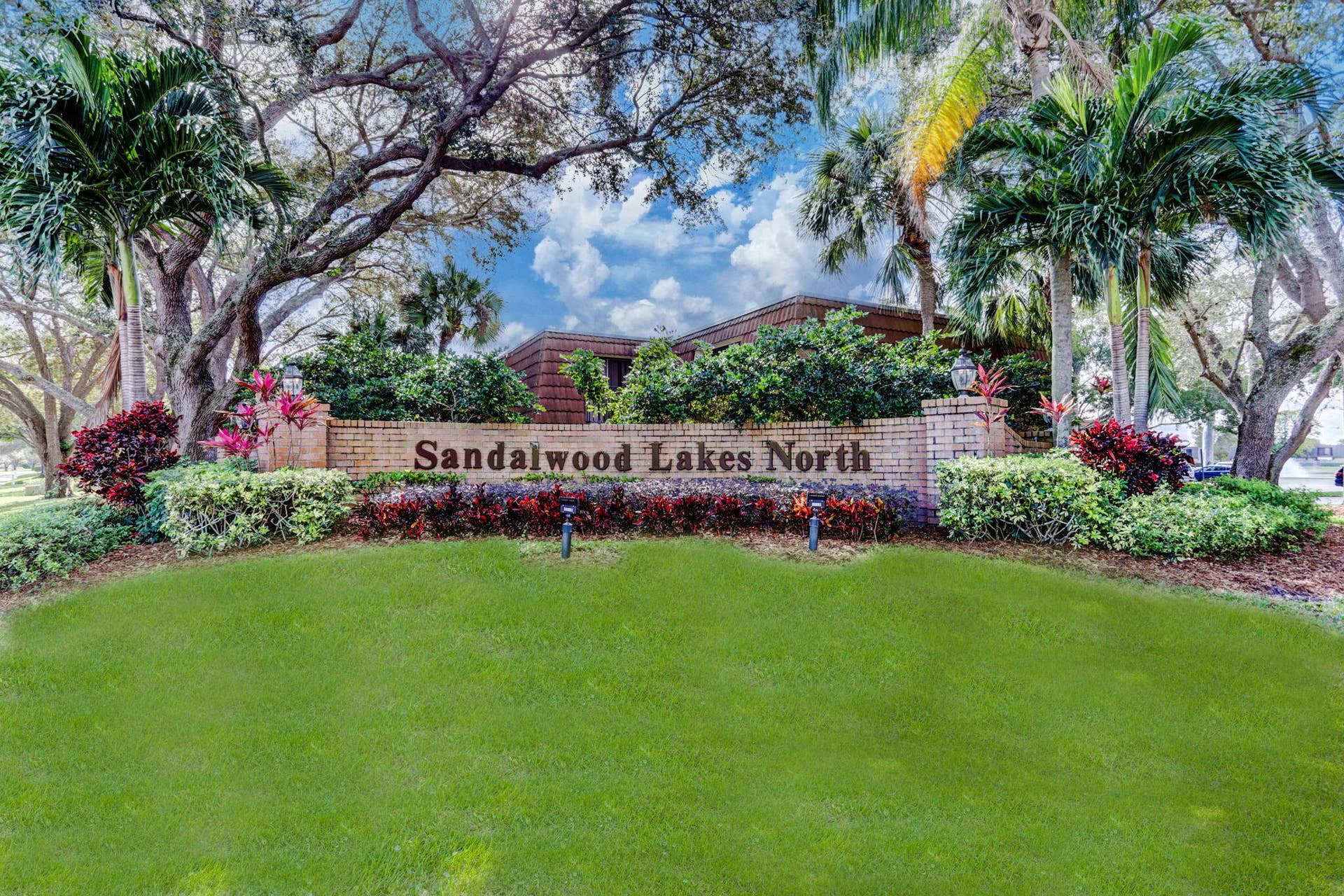 183 Charter Way, West Palm Beach, FL 33407 40-web-or-mls-01_img_7171_2_3_4_5