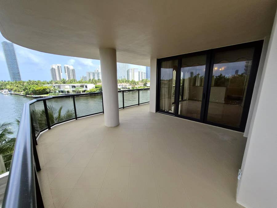 Property photo for 19667 Turnberry Way, #4J, Aventura, FL