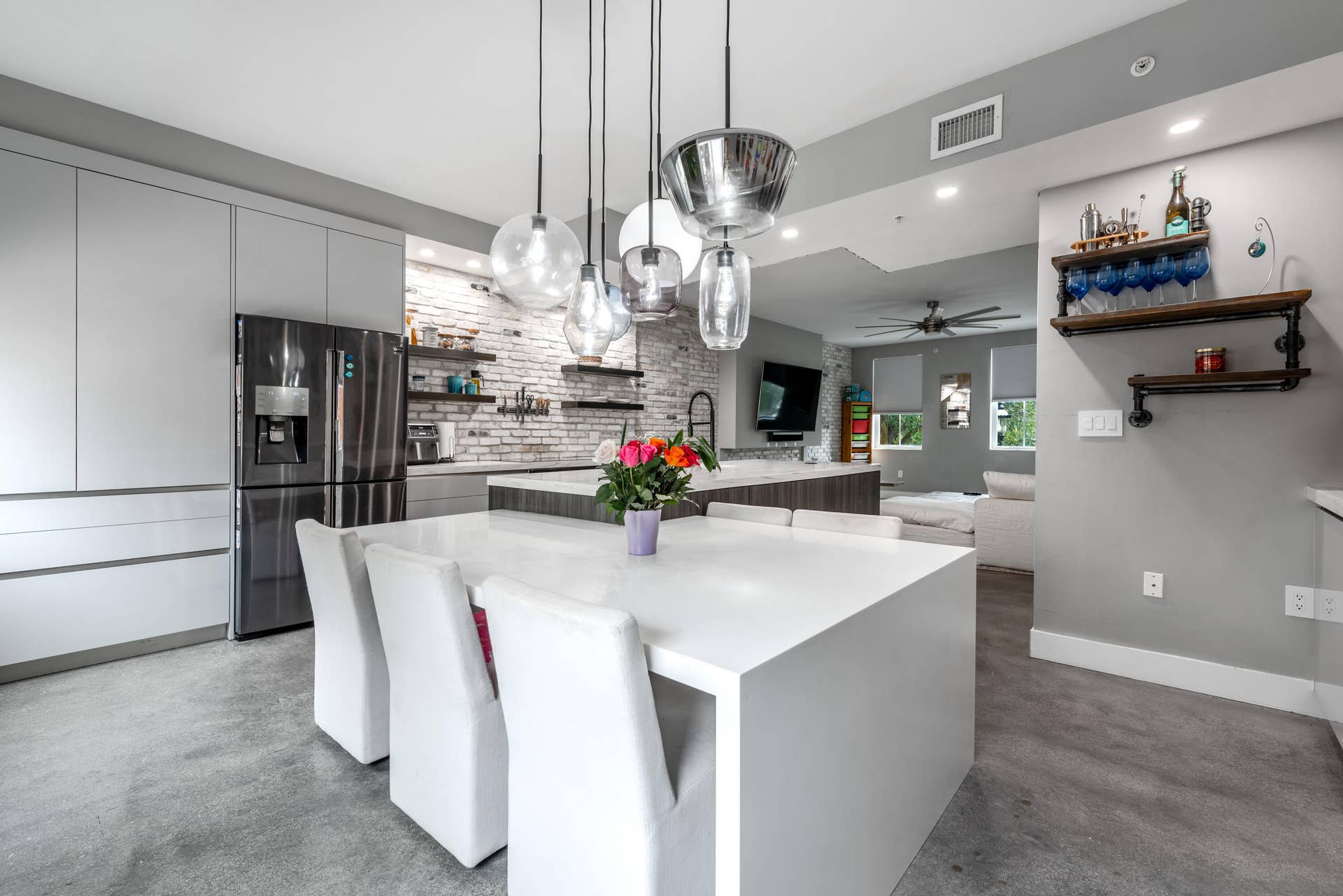 636 Fern Street-17