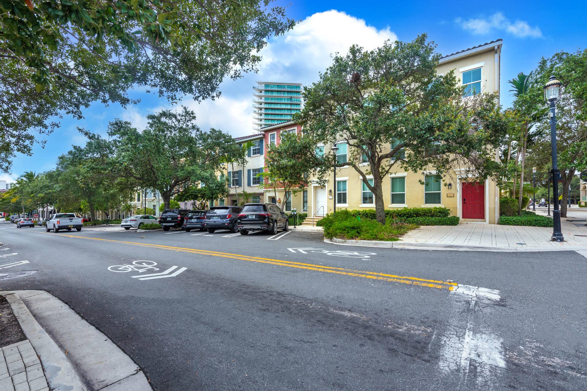 636 Fern Street-34