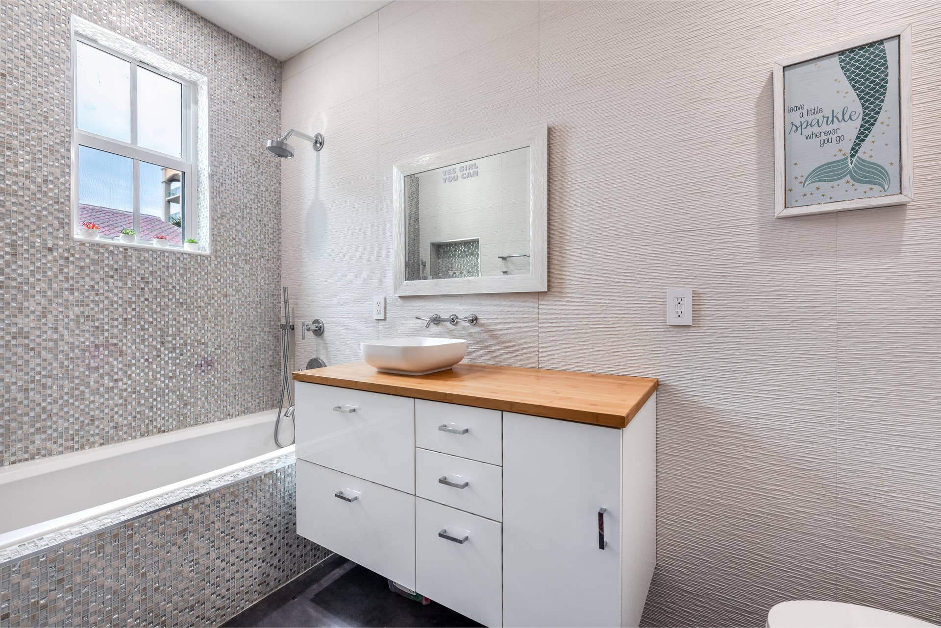 636 Fern Street-28