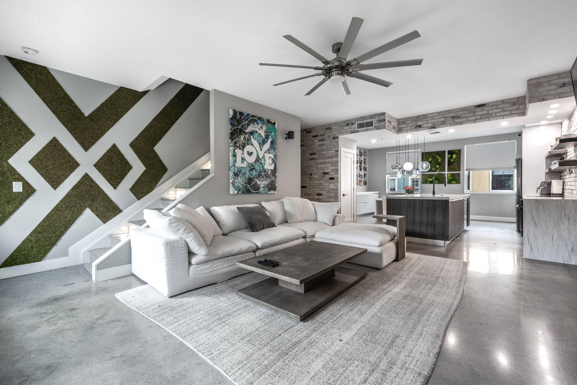 636 Fern Street-11