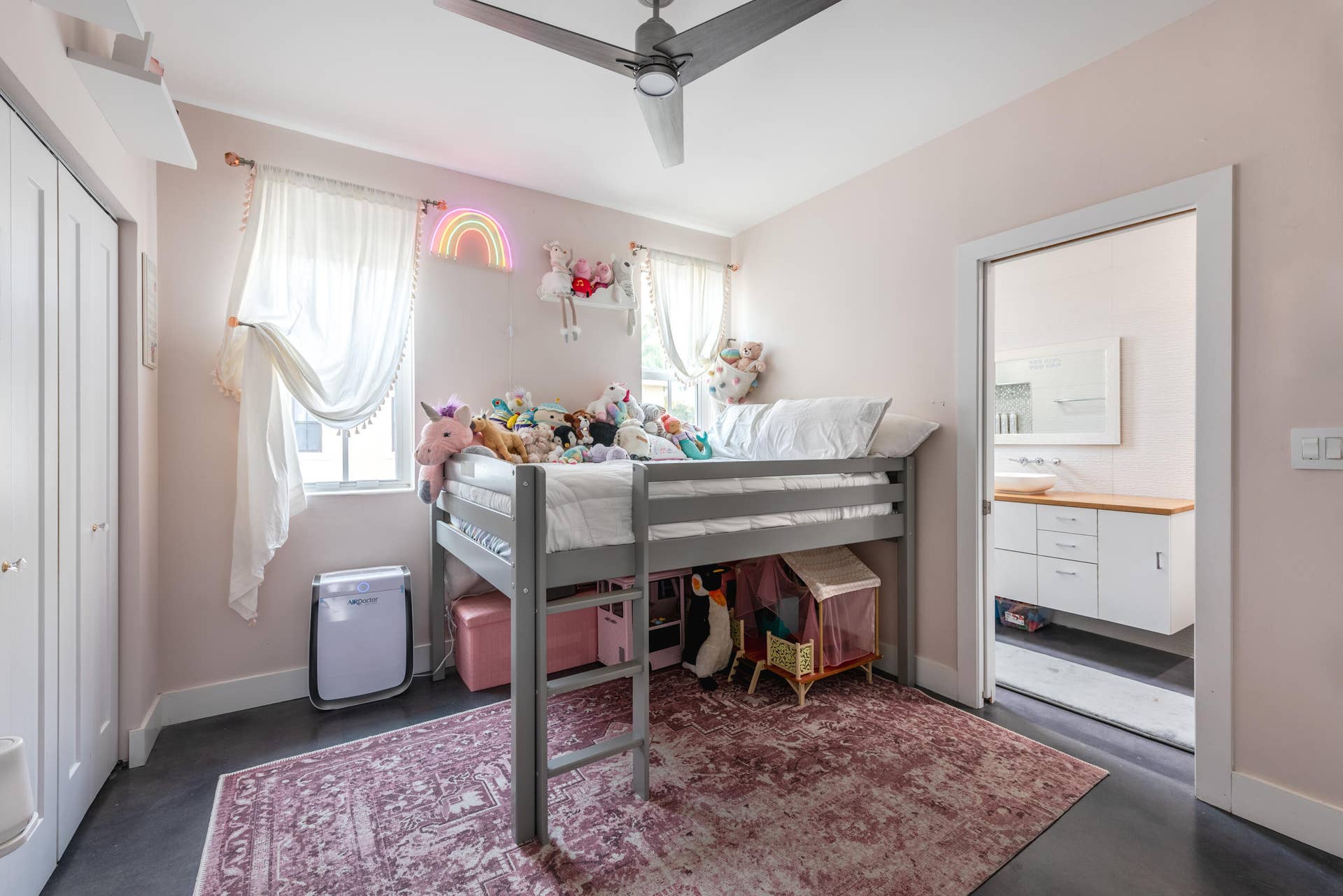 636 Fern Street-26