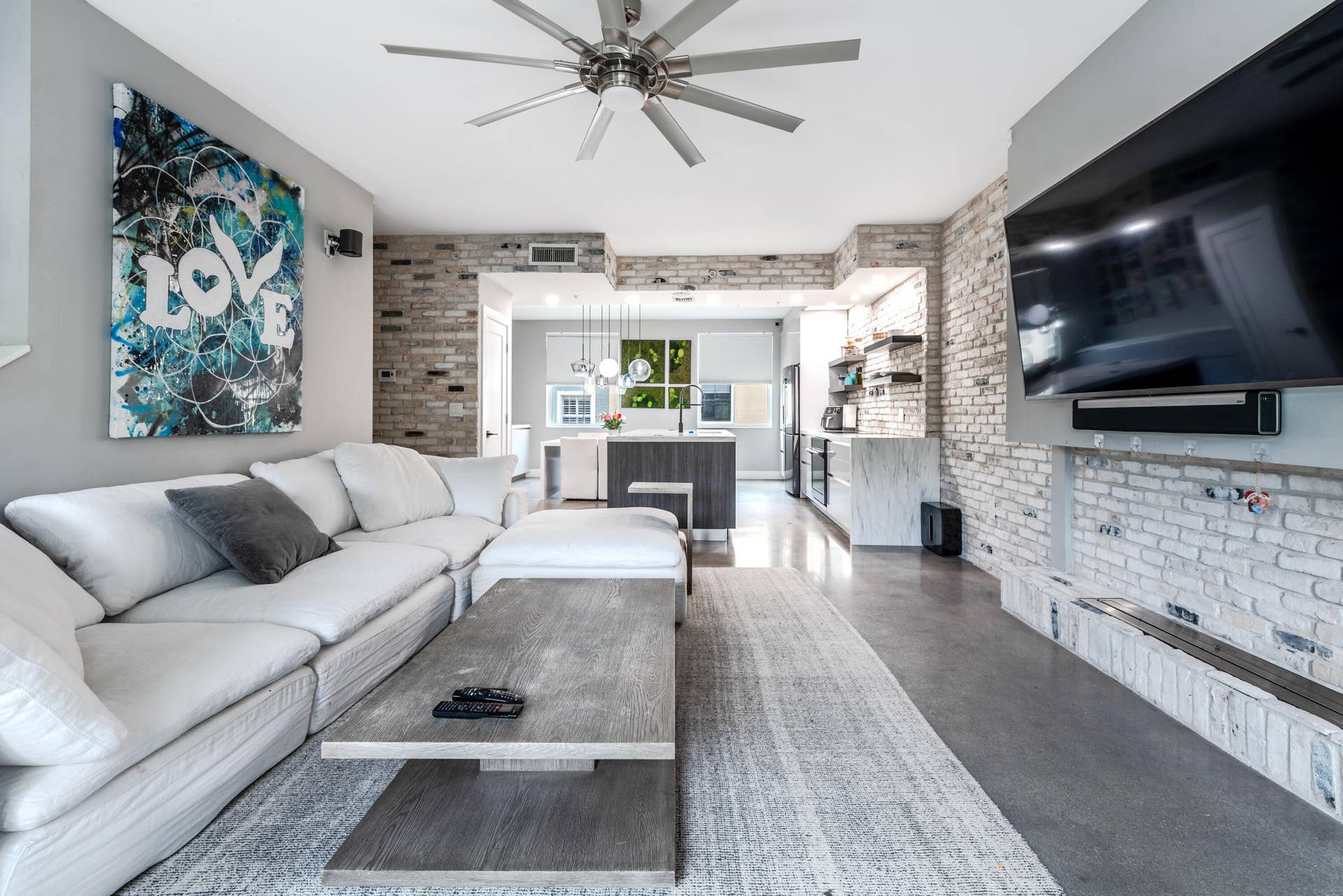 636 Fern Street-12