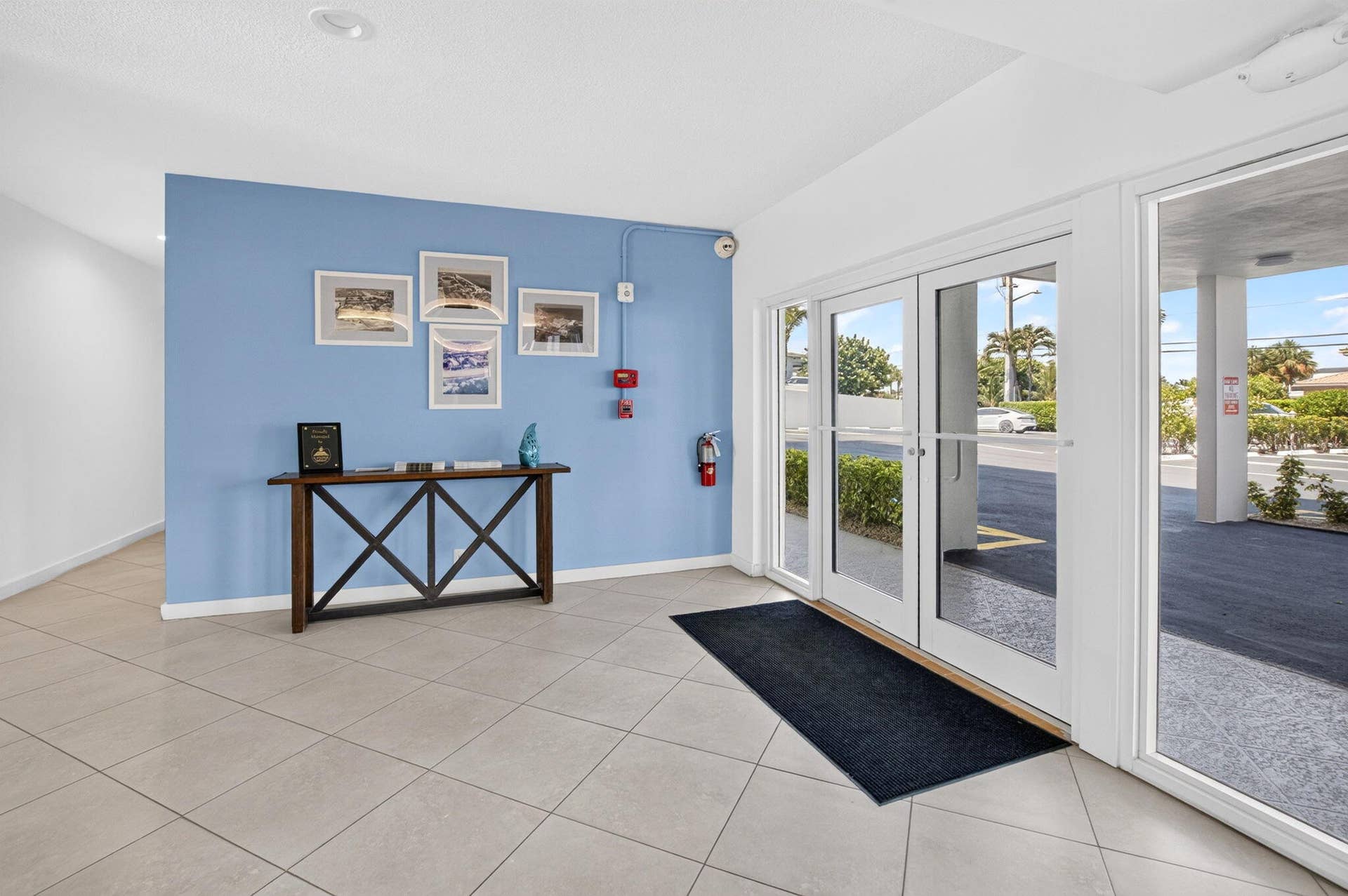 2701 S Ocean Boulevard, #47, Highland Beach, FL 33487 Building Lobby