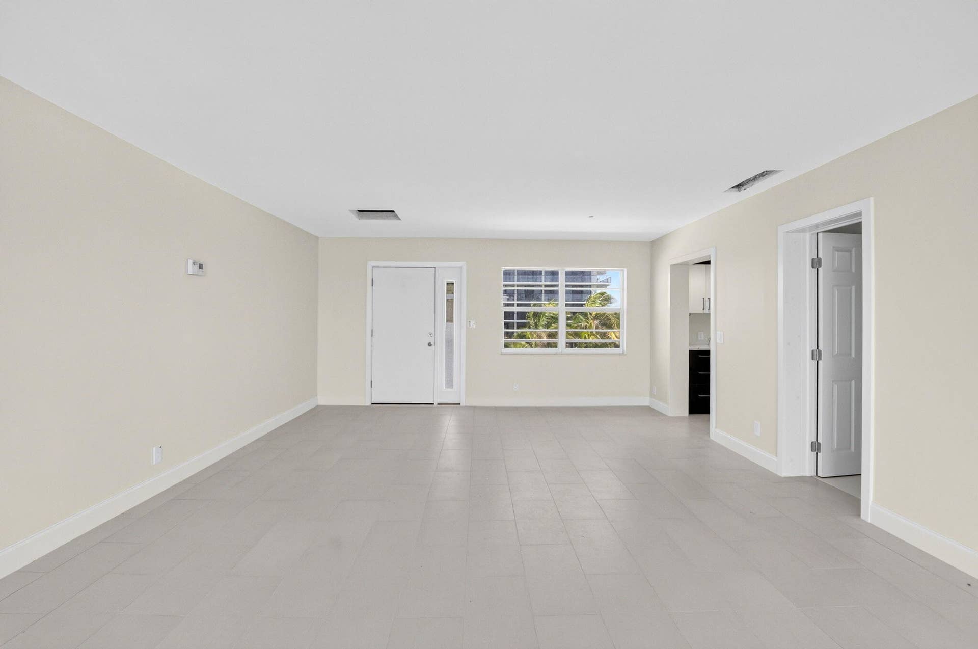 2701 S Ocean Boulevard, #47, Highland Beach, FL 33487 Living & Dining Areas