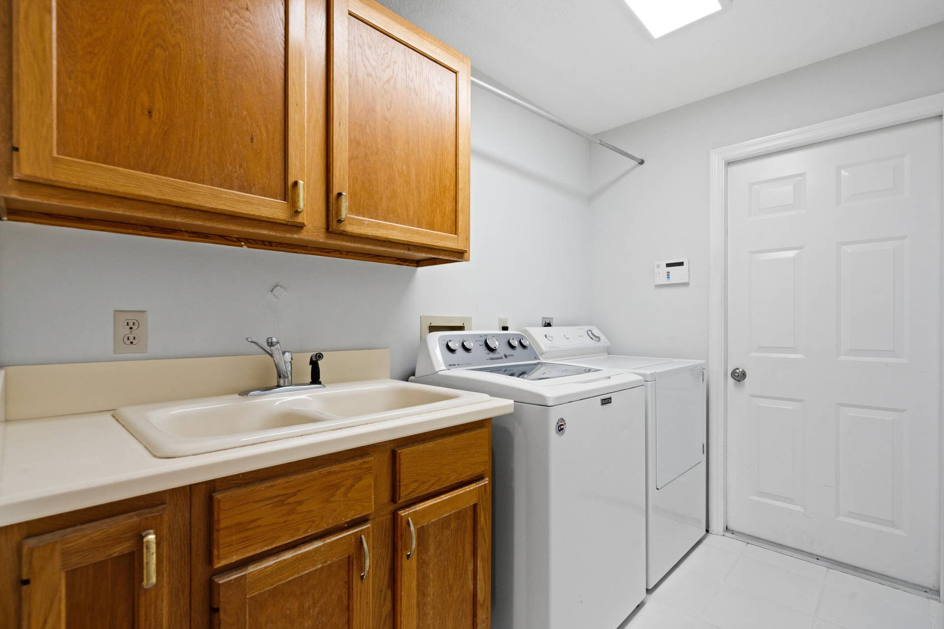 6606 Wood Lake Road, Jupiter, FL 33458 laundry