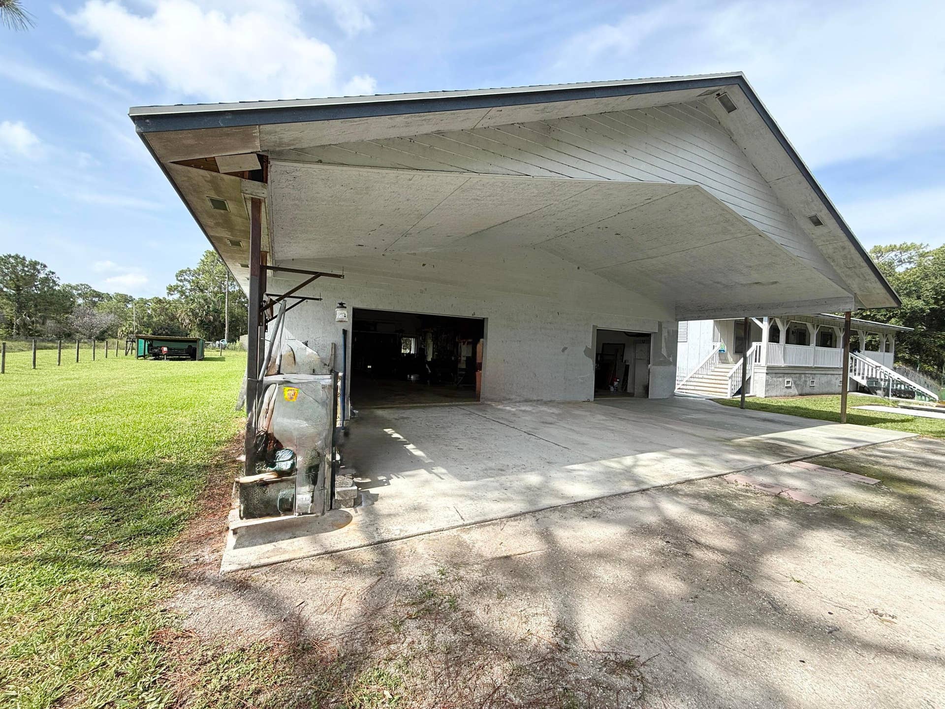 CBS, Workshop - 2,556 sqft