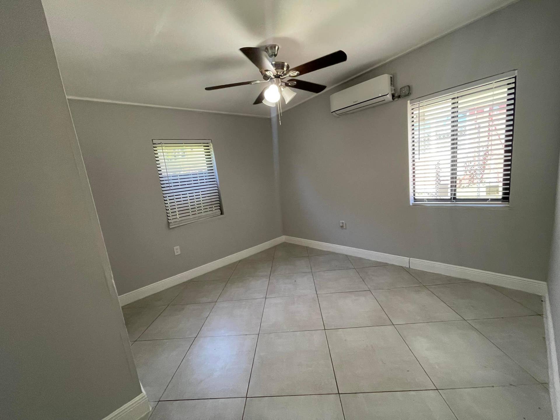 103 NW 7th Avenue, #E, Pompano Beach, FL 33060 IMG_0323