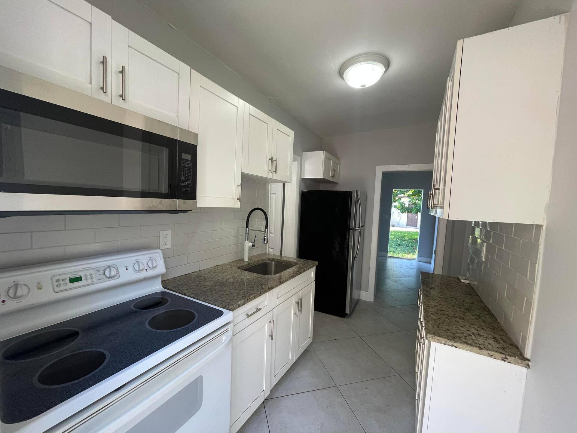 103 NW 7th Avenue, #E, Pompano Beach, FL 33060 IMG_0328
