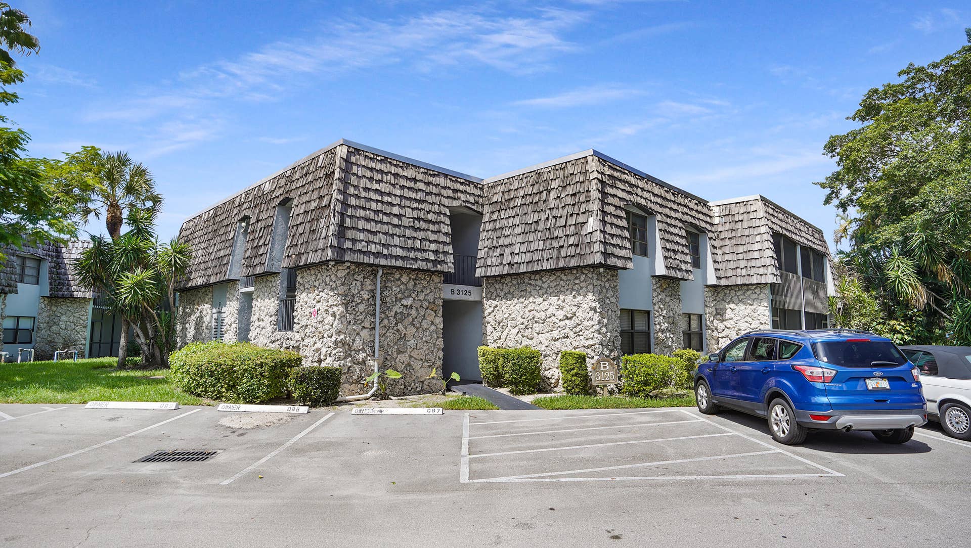 3125 Oakland Shores Drive, #B202, Oakland Park, FL 33309 DSC03225