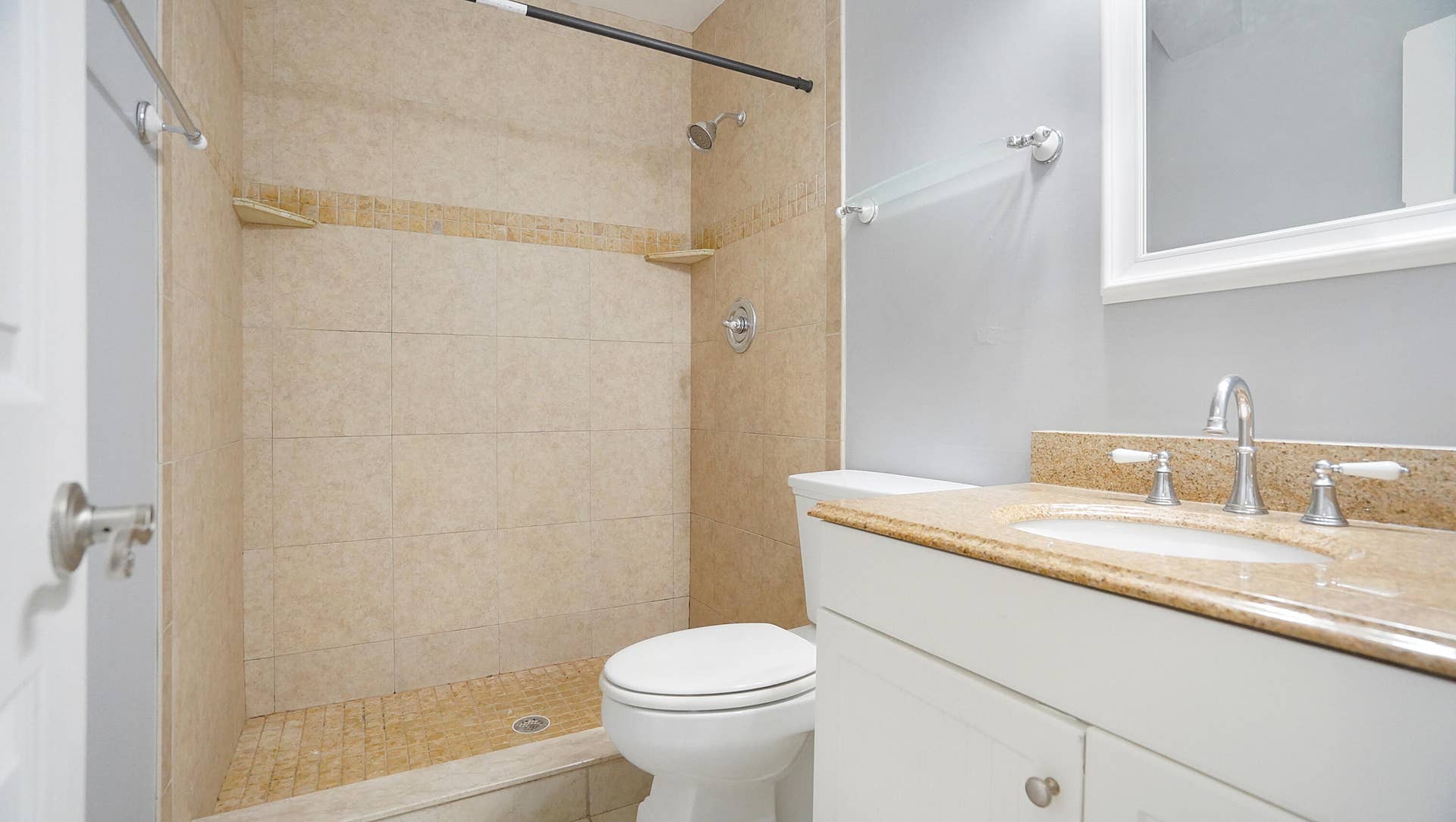 3125 Oakland Shores Drive, #B202, Oakland Park, FL 33309 DSC03162