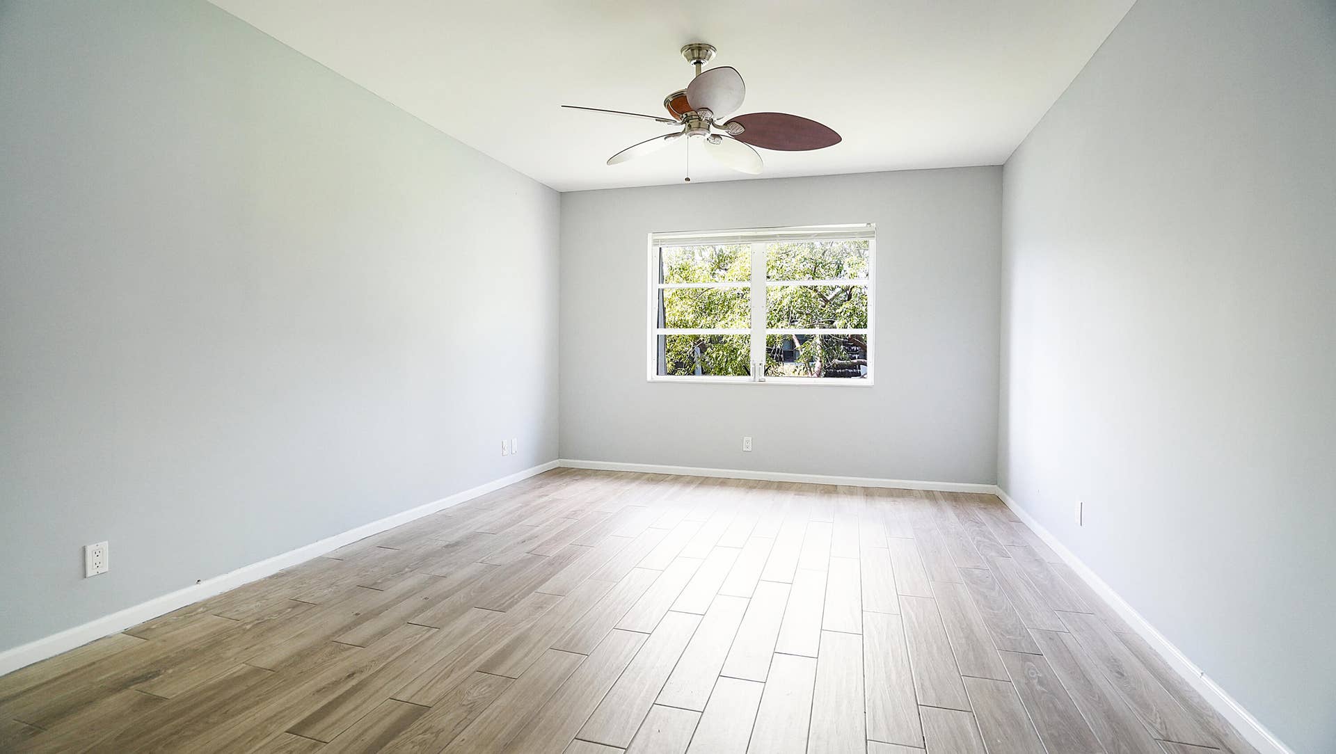 3125 Oakland Shores Drive, #B202, Oakland Park, FL 33309 DSC03183