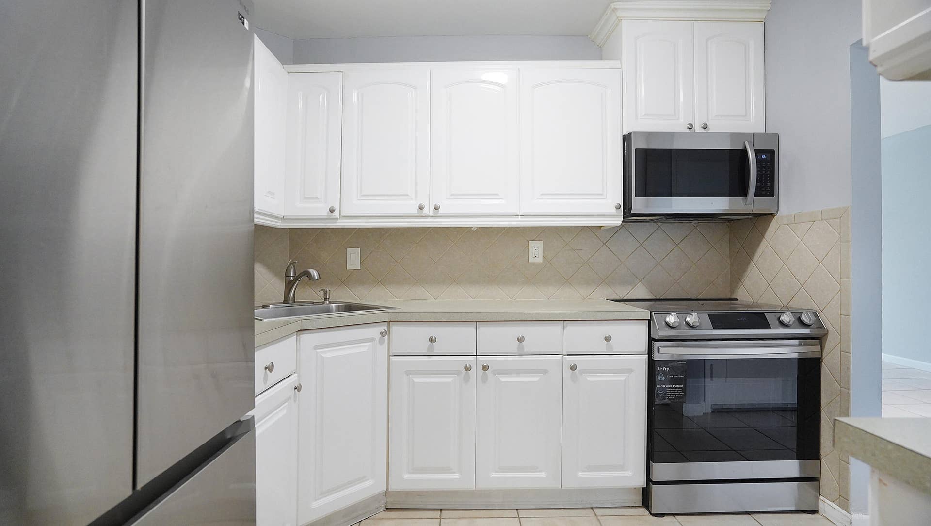 3125 Oakland Shores Drive, #B202, Oakland Park, FL 33309 DSC03156