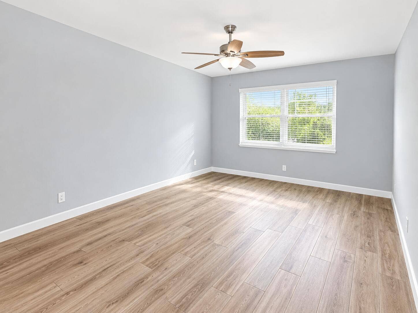 3125 Oakland Shores Drive, #B202, Oakland Park, FL 33309 primary bedroom