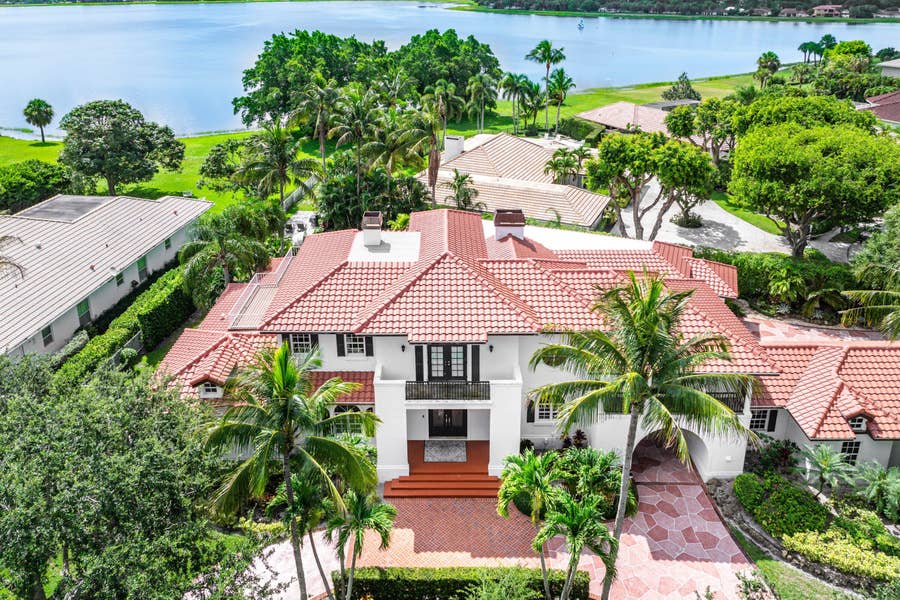 Property photo for 2 FIRESTONE Circle, West Palm Beach, FL