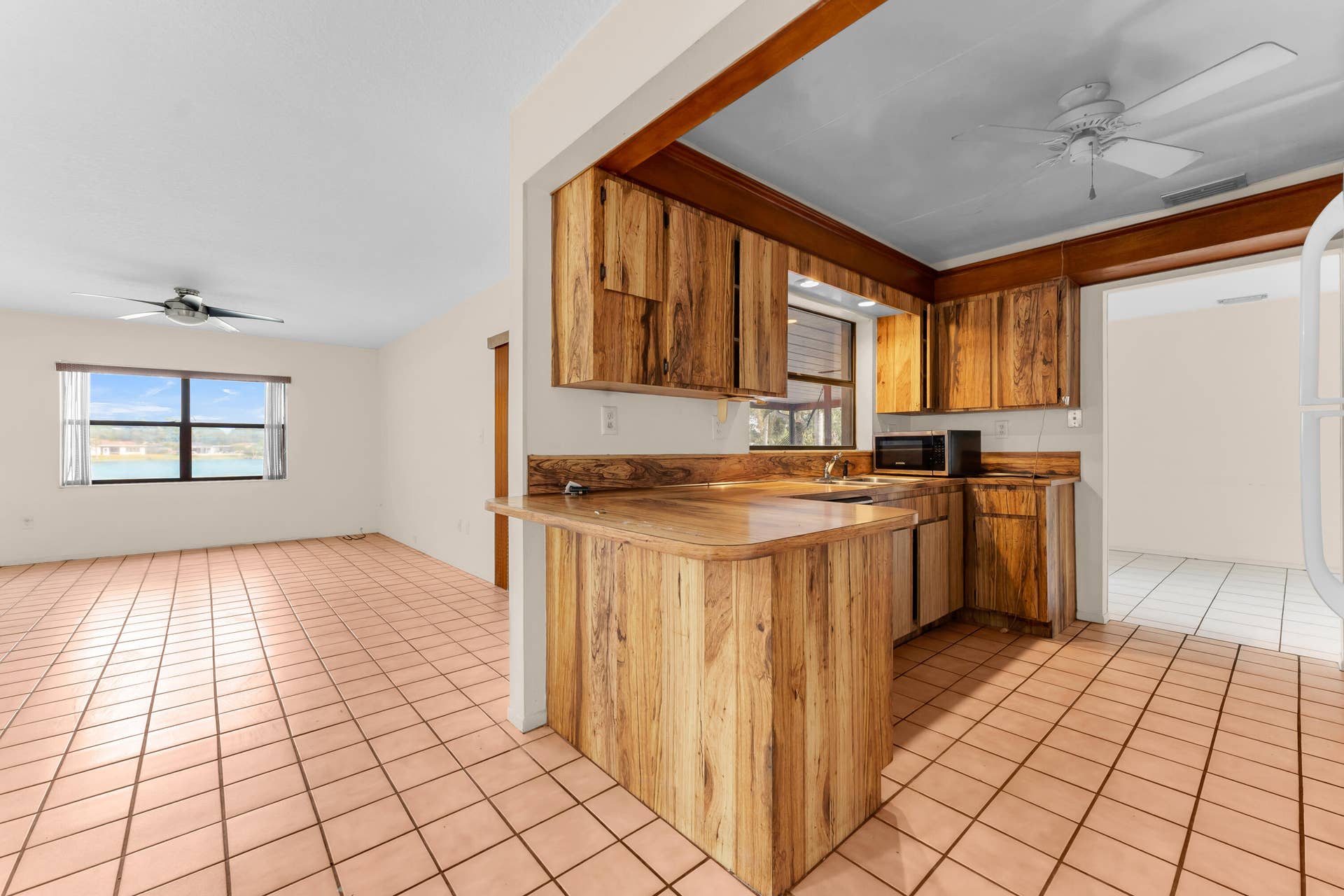 5523 SW 116TH Avenue, Cooper City, FL 33330 Kitchen