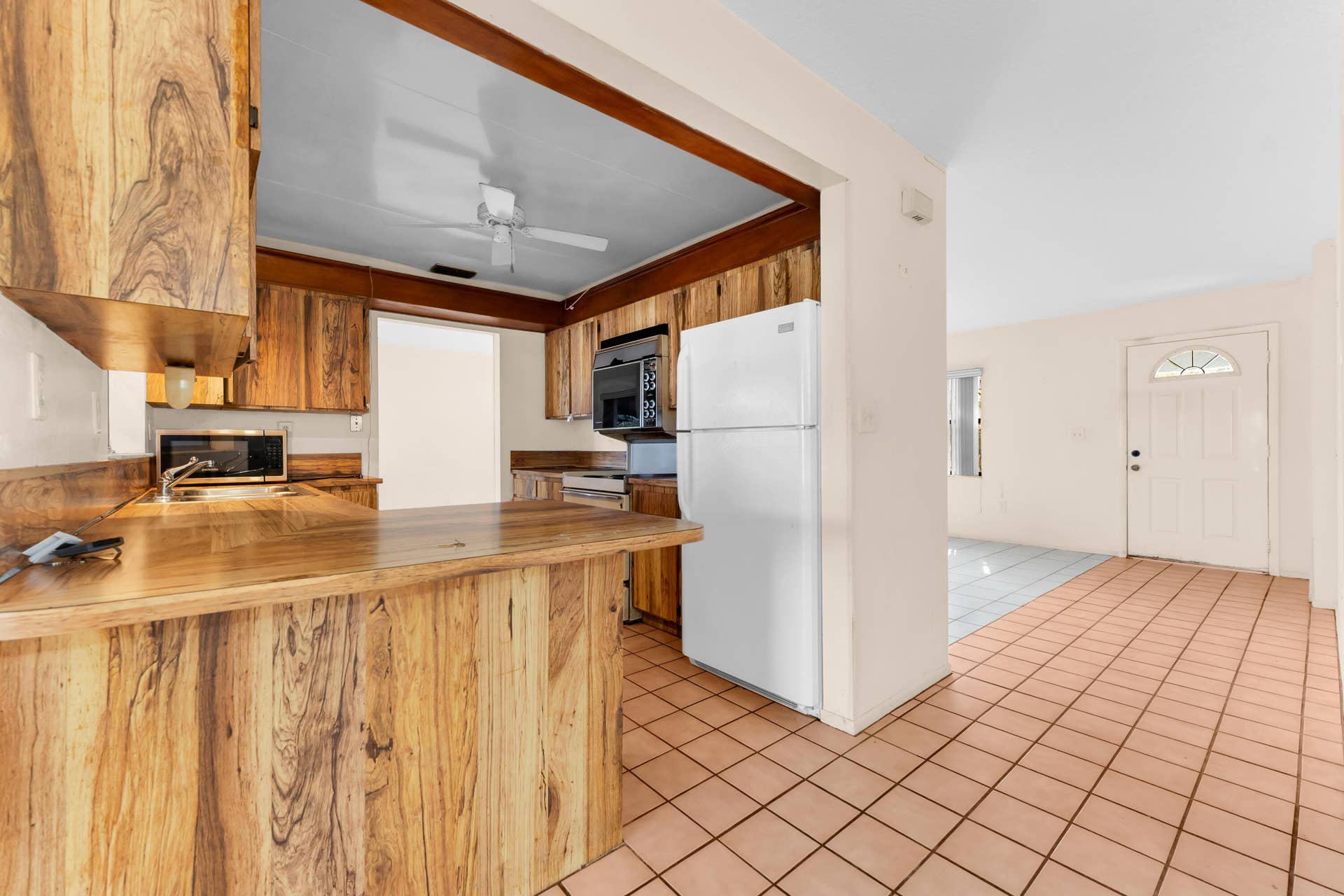 5523 SW 116TH Avenue, Cooper City, FL 33330 Kitchen